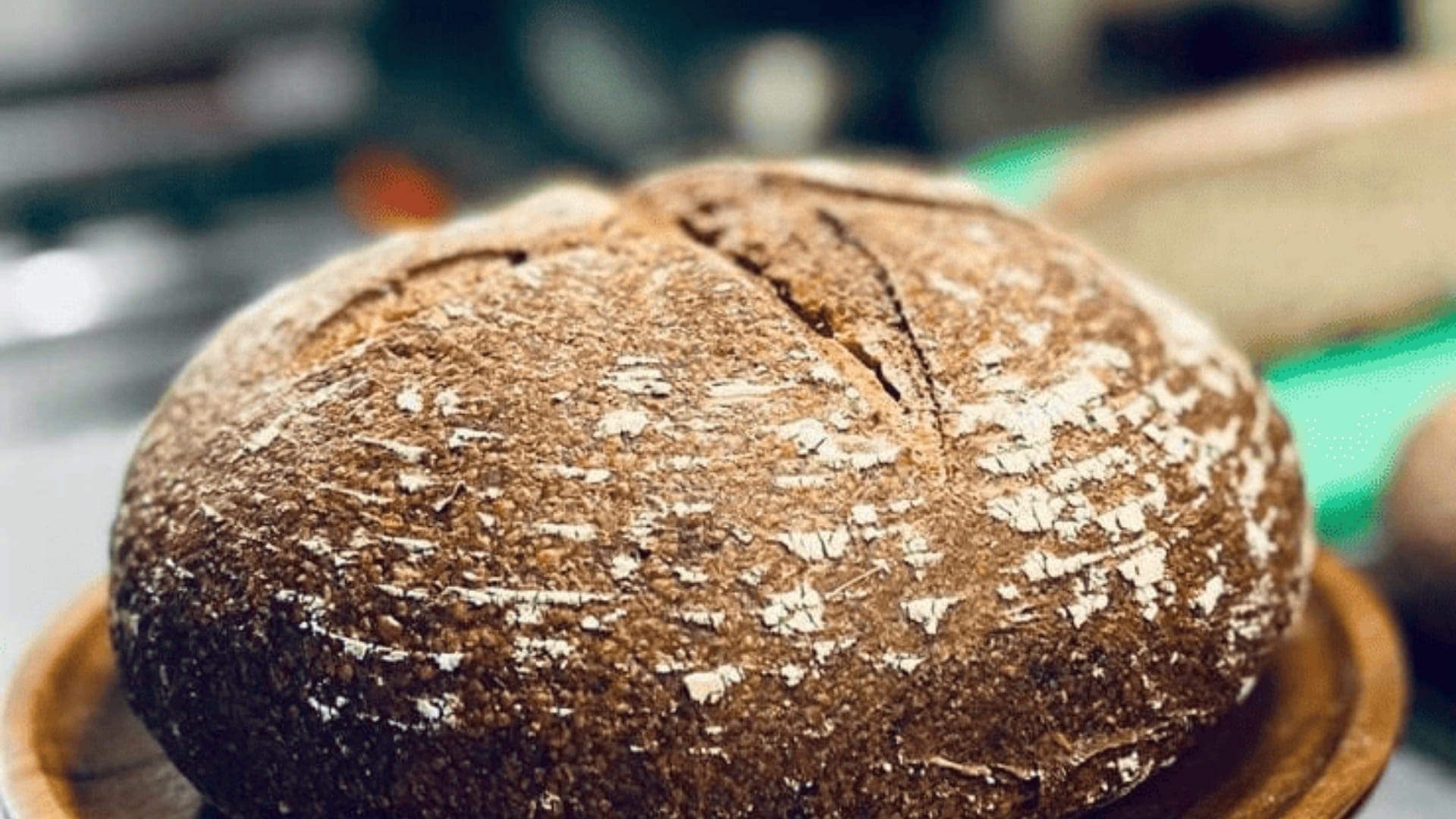 Pâinea cu zer și făină integrală — rețetă cu dospire lentă | Silviu Atanasie